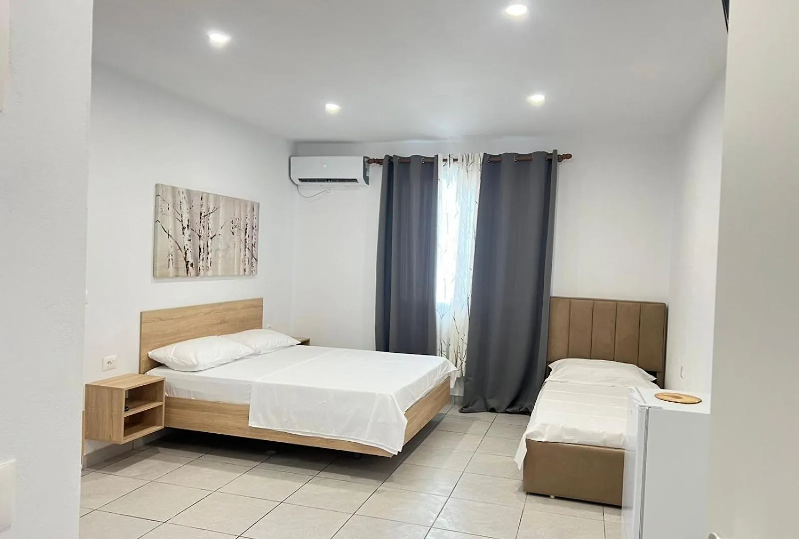 Keira Rooms Vlorë Apartamento