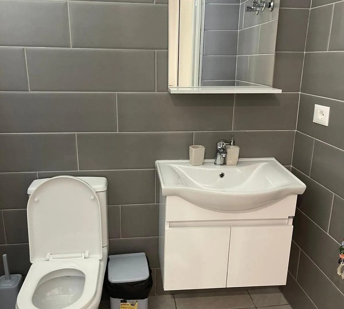 Vlorë Keira Rooms